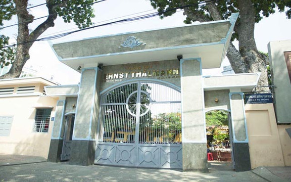 Trường THPT Ernst Thälmann - Trần Hưng Đạo