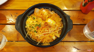 Lẫu kim chay chua cay 