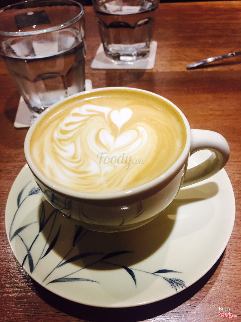 Latte nóng