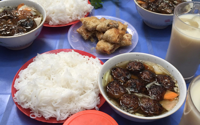 Bún Chả & Bún Đậu