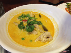 Tom yum with chicken