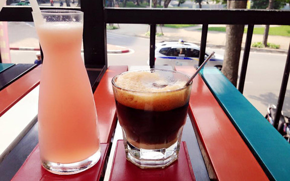 Cuối Ngõ Cafe