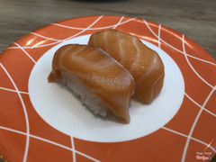 Sushi cá hồi