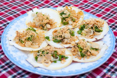 Sò điệp nướng mỡ hành