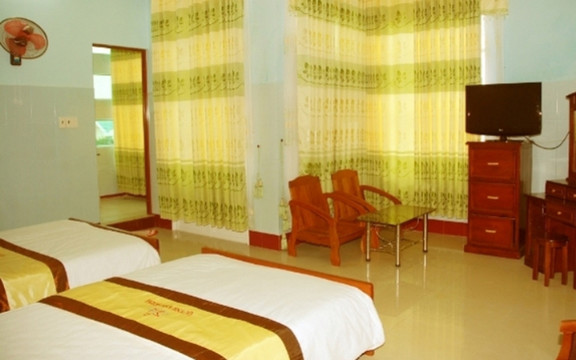 Quỳnh Anh Hotel