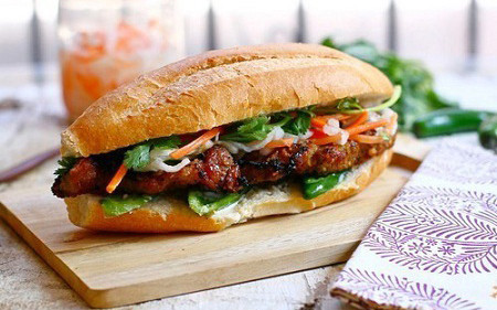 Bánh Mì Kim Chi