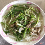 Bún gà đùi