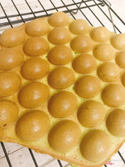 Bánh trứng gà non trà xanh