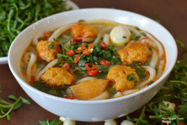 Bánh Canh Chả Cua