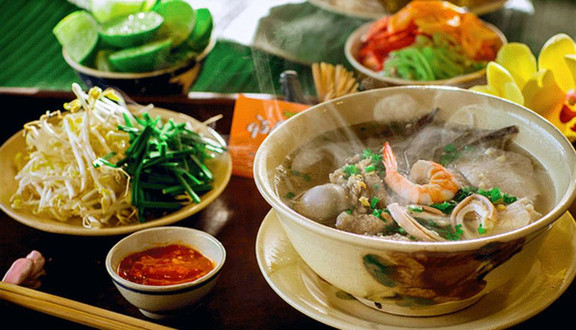 Tân Phước Mì Gia - Hủ Tiếu & Bò Kho