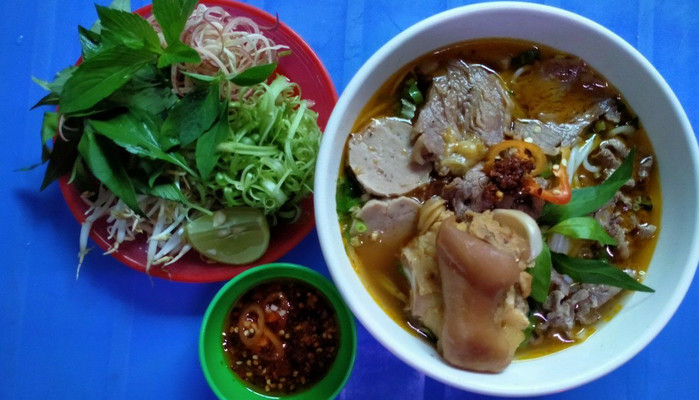 Quán Ăn Kim Chi - Bún Bò Huế - Lý Nam Đế