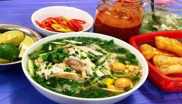 Gà Tiên Yên Đệ Nhất - Phở Gà - Bãi Cháy