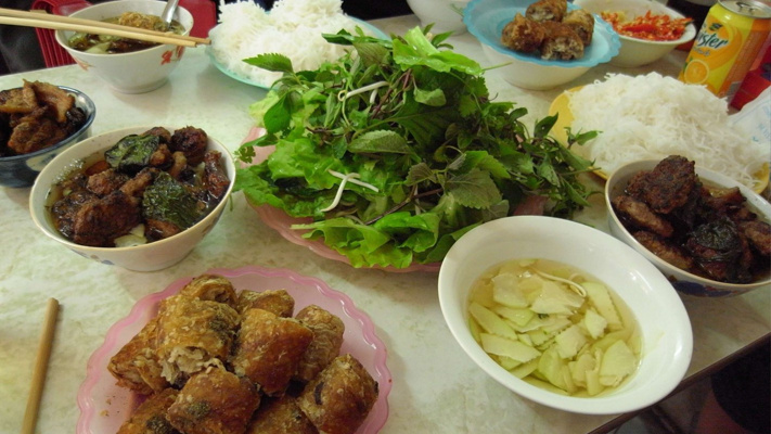 Bún Chả Quạt - 85 Vũ Trọng Khánh