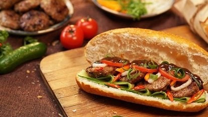 One One - Bánh Mì Và Trà Sữa - Số 2 Ngõ 82 Dịch Vọng Hậu