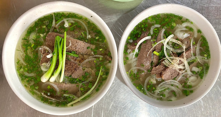 Phở Ngọc Vy (Phở Vy) - 38 Nguyễn Văn Tiết