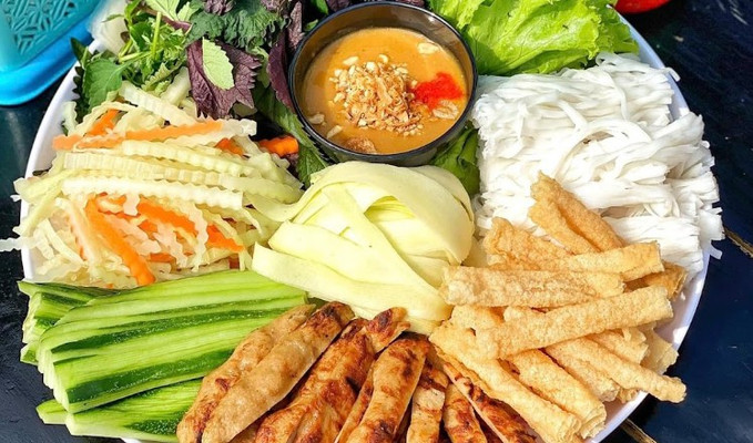 Nem Nướng Nha Trang - Cơm & Gà Rán 17 Food - Cự Lộc