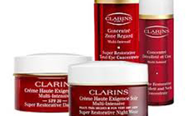 Mỹ Phẩm Clarins - Diamond Plaza