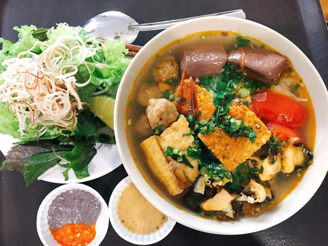 Bún Riêu Sài Gòn - Cô Hân