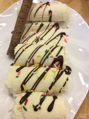 Kem cuộn sầu riêng