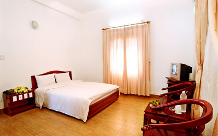 Phú Hưng 2 Hotel