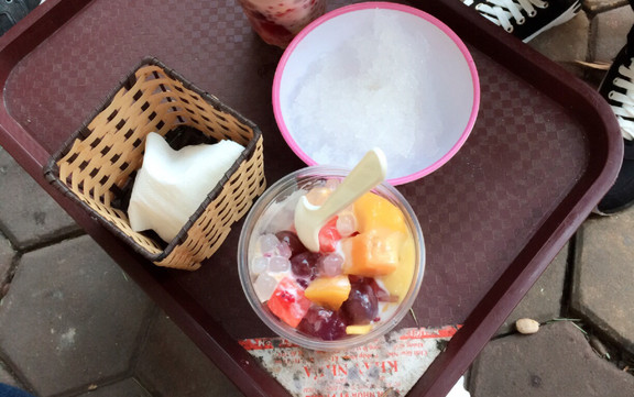 Buffet Hoa Quả Tươi - Ngô Thì Nhậm