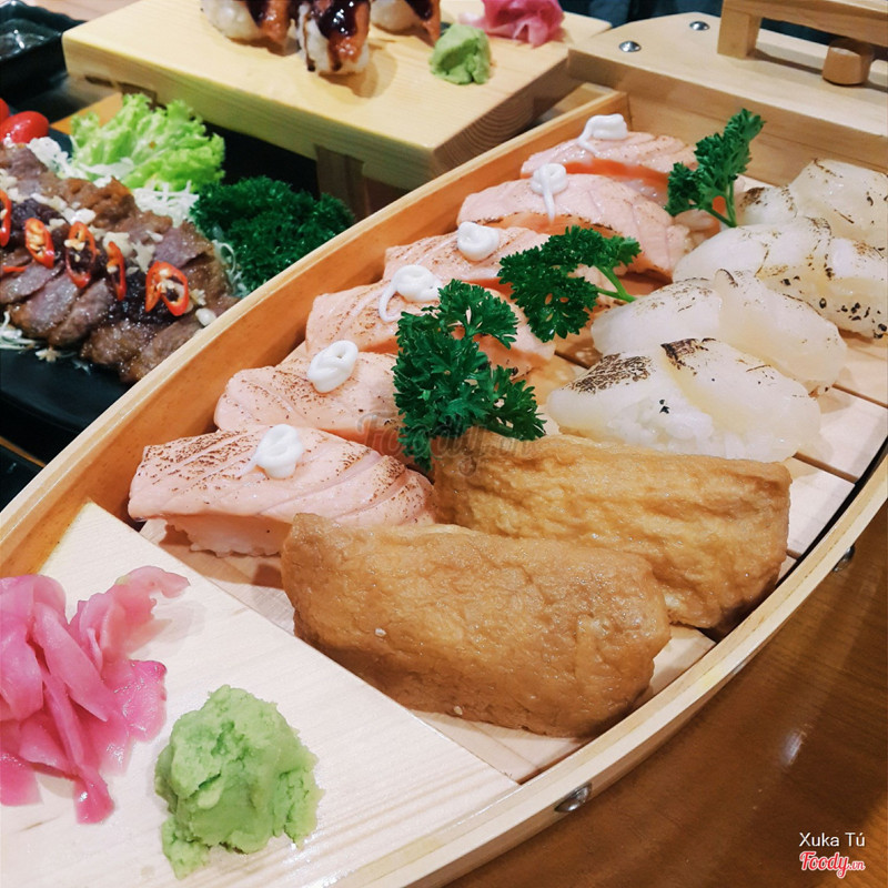 Sushi tổng hợp