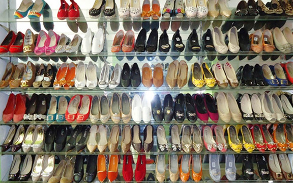 Hợp Nhất - Cửa Hàng Giày Dép