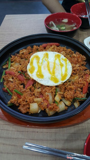 Phomai Kimchi Bokum