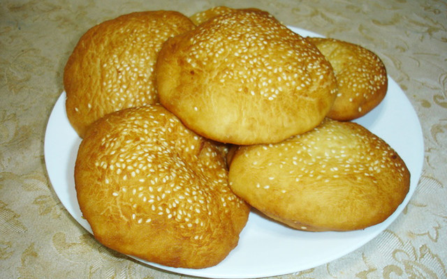 Bánh Tiêu Miền Tây