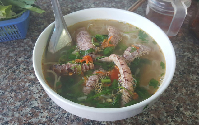 Thành Vinh - Bún Bề Bề & Cháo Lòng