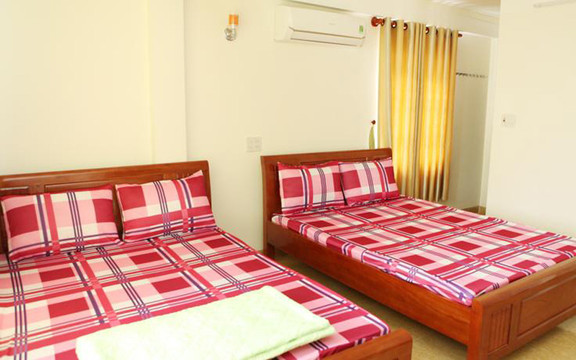 Nhà Nghỉ Hoàng Oanh