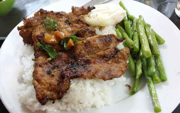 Nam Phương - Cơm Tấm Sài Gòn - Huỳnh Thúc Kháng