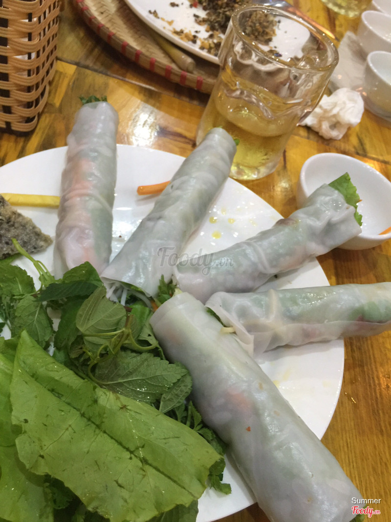 Bánh tráng cuốn thịt nướng