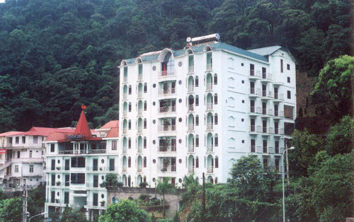 Green World Hotel