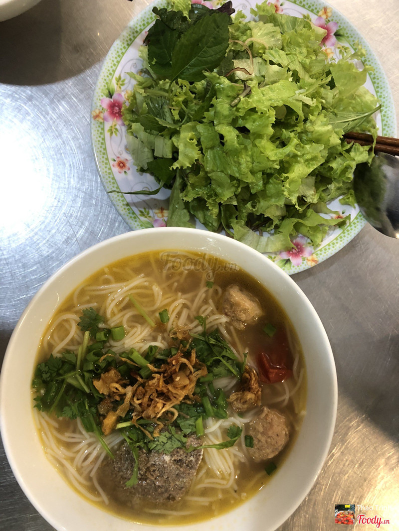 Bún riêu