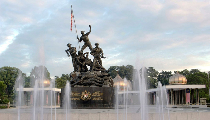 National Monument - Đài Tưởng Niệm Quốc Gia