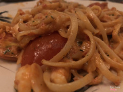 Linguine with bisque prawn (mì tôm)