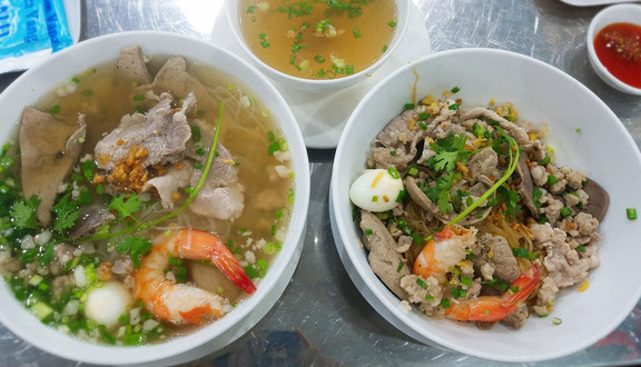 Điểm Tâm Hoàng - Hủ Tiếu & Bún Mắm