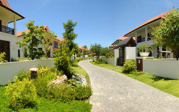 Furama Villas