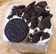 . Bánh Oreo Chesscake : 55k / 1 hộp .