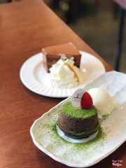 Molten Matcha Chocolate Cake 