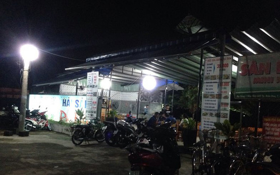 Hải Sản Phố Việt - Trần Công An