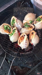 Ốc tỏi nướng mỡ hành 