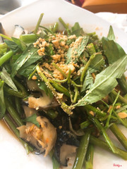 Ốc dác xào rau muống