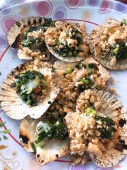 Sò điệp nướng mỡ hành 