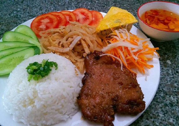 Bà Bảy - Bò Kho & Cơm Văn Phòng - Chung Cư Tân Vĩnh