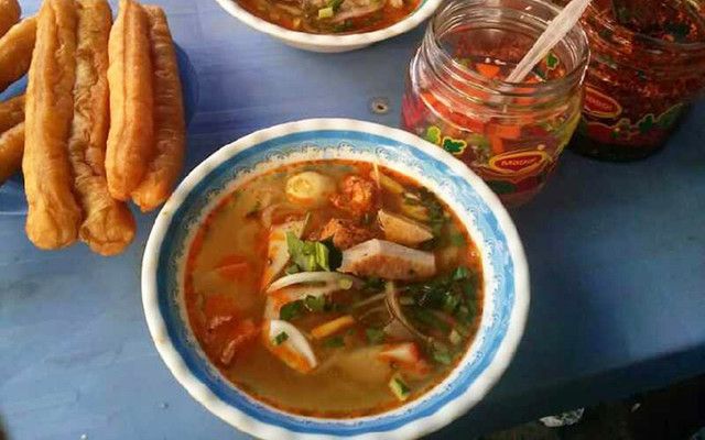 Bánh Canh 42 - Nguyễn Hoàng