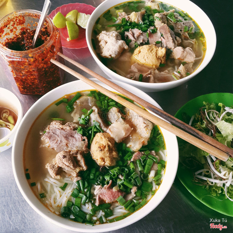 Bún bò Huế