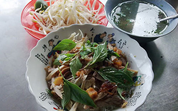 Phở Gõ - Thi Sách