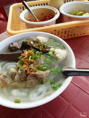 bánh canh xương